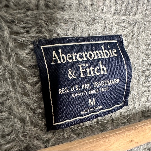 Abercrombie | Gray Blouson Sleeve Alpaca Blend Sweater Size Medium - Picture 5 of 6